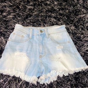 Jean shorts 🍰